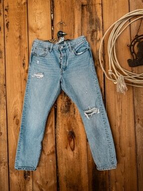Levi’s 501 Original Jeans • Light Wash